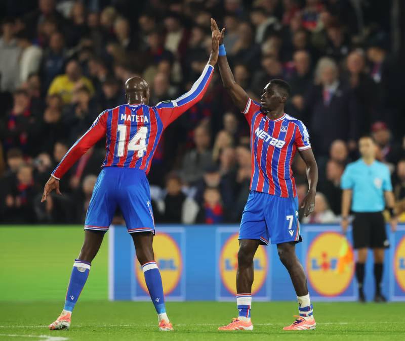 Chiến lược xây dựng đội hình tập trung vào sự bền vững