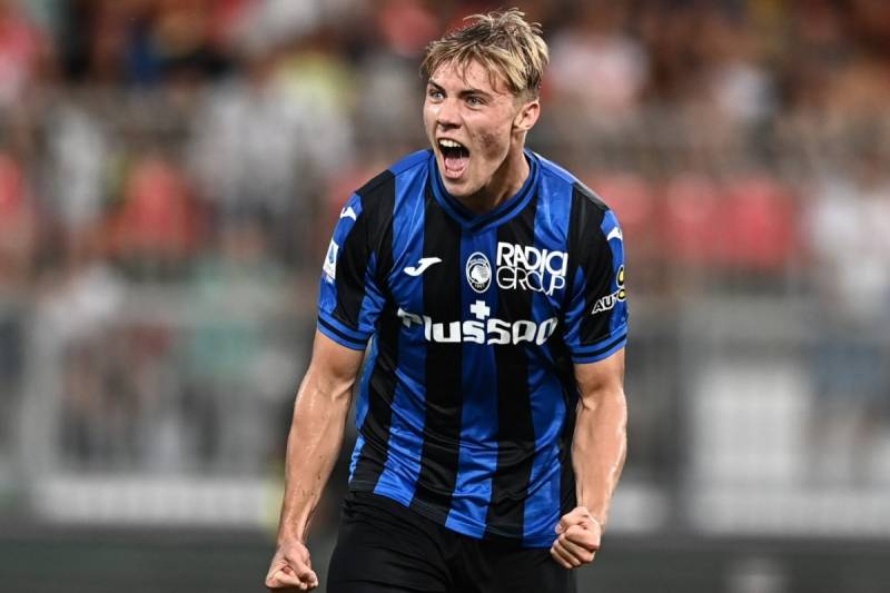 Højlund và điểm xuất phát của một trung phong đang định hình