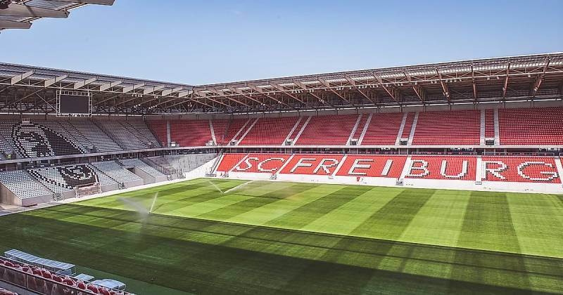 Mái nhà Europa-Park Stadion